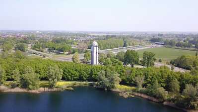 Weg vrij voor hotel aan het water bij Hooipolder